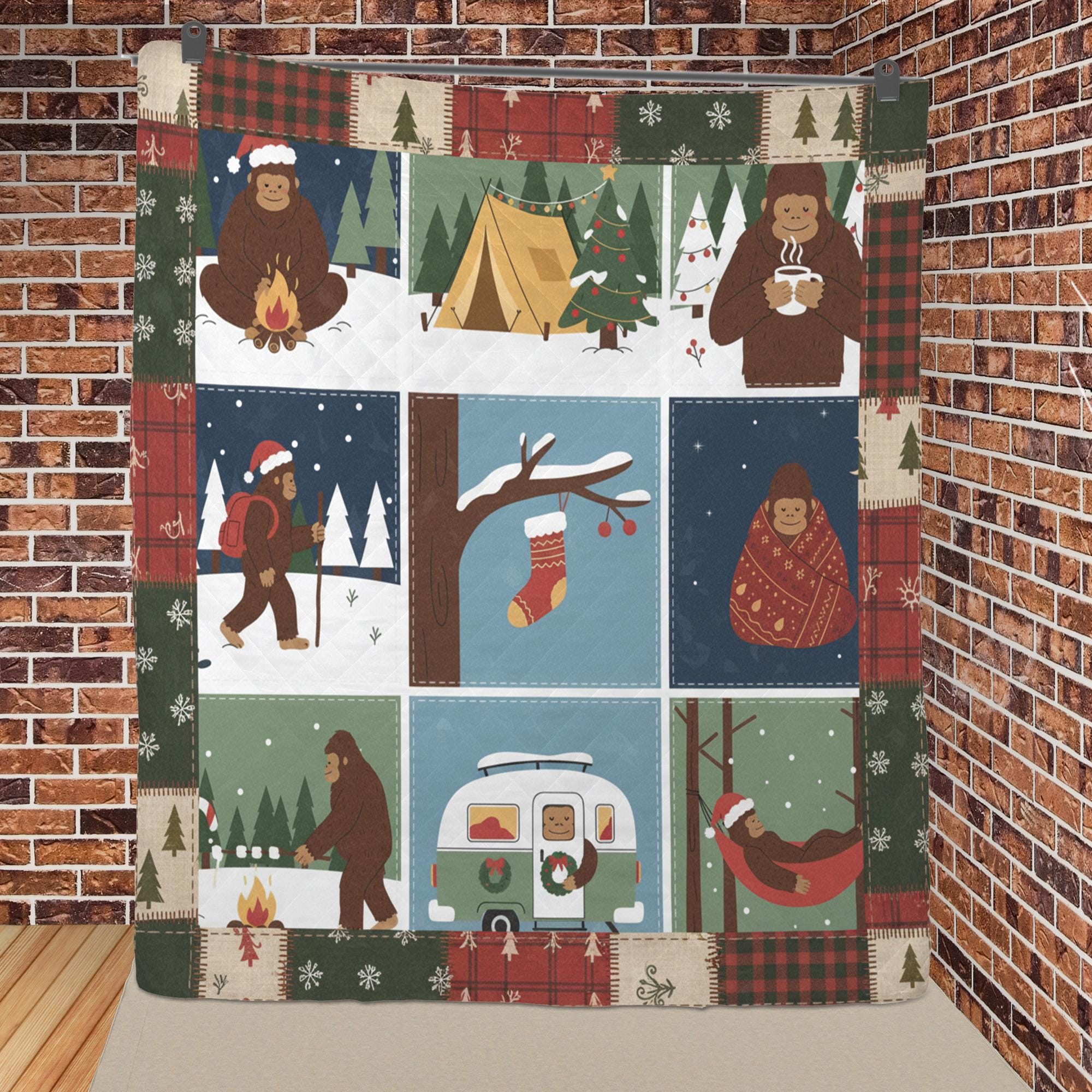 Christmas Bigfoot Quilt Blanket – Cozy Sasquatch Holiday Cabin Throw