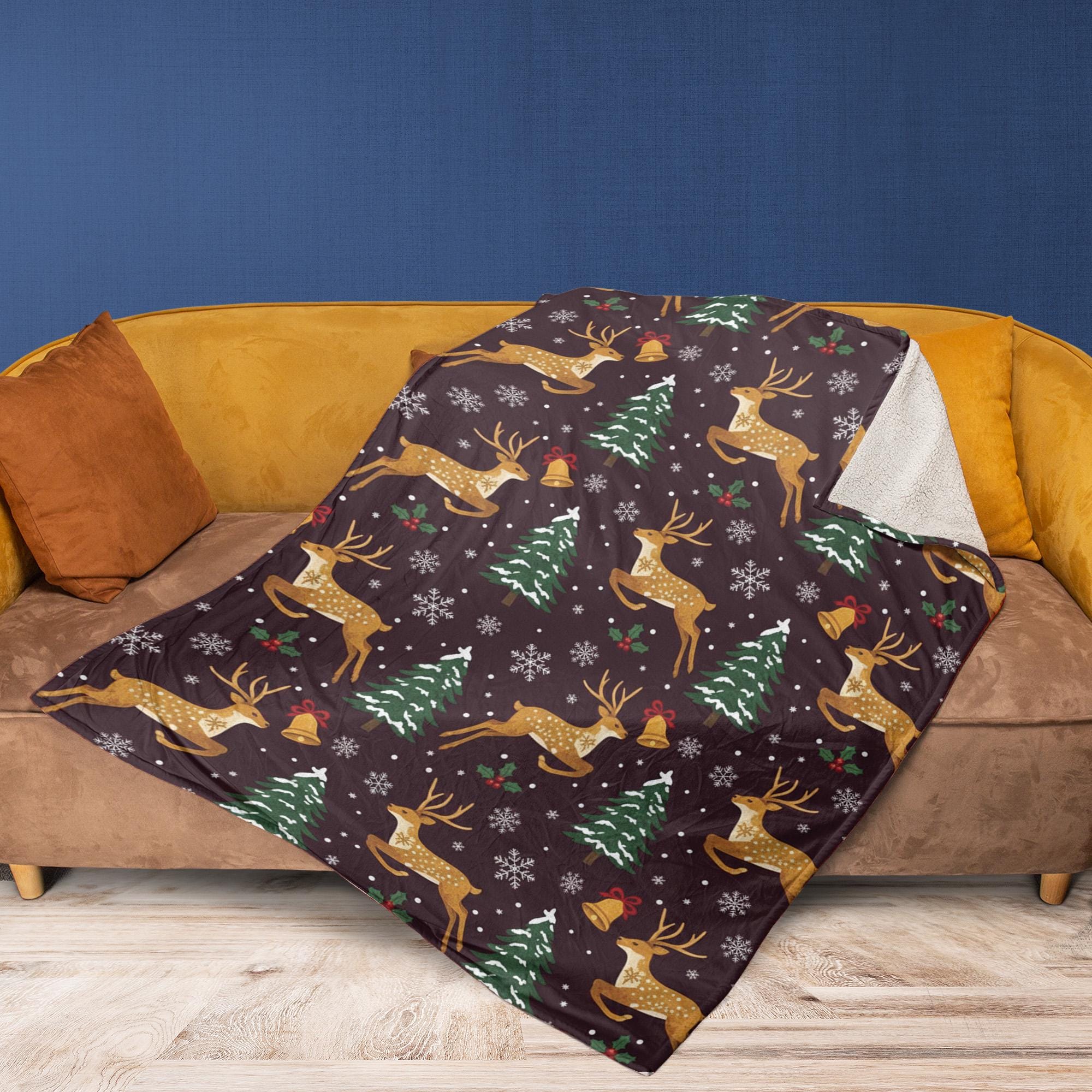 Reindeer Fleece Blanket: Holiday Christmas Tree Throw