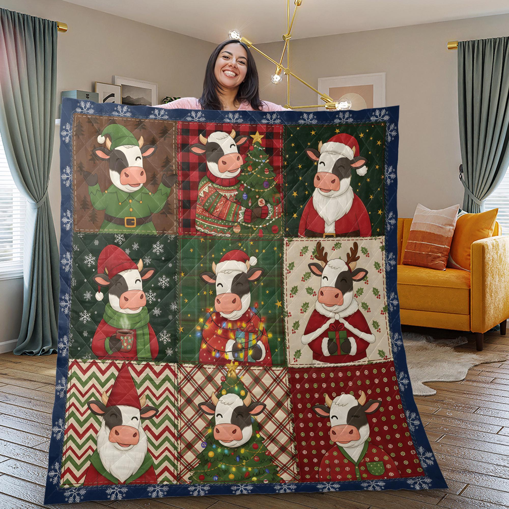 Christmas Cow Quilt Blanket, Farm Animal Patchwork Throw, Holiday Cattle Pattern