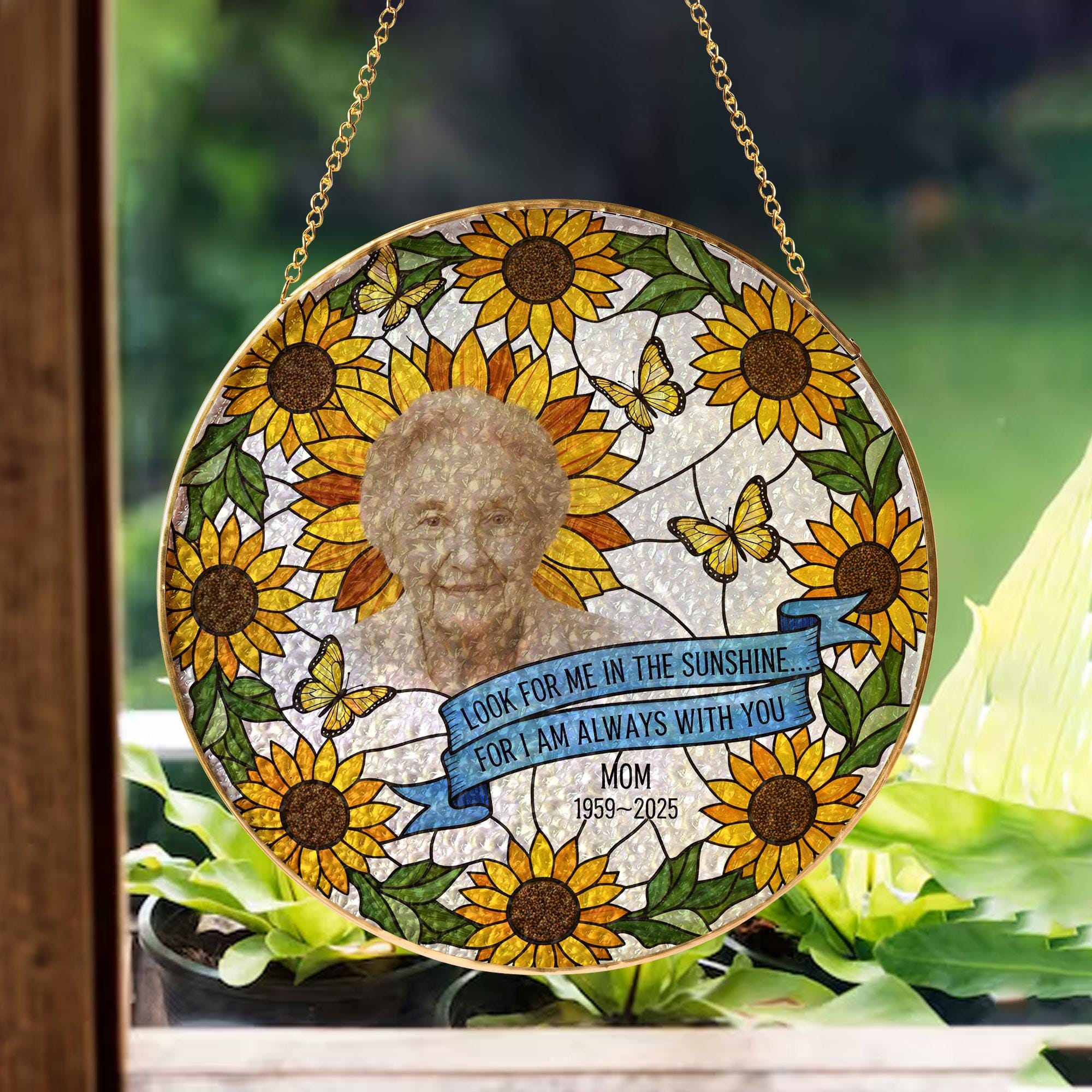 Custom Cat Portrait Suncatcher: Glass Pet Memorial Gift image 3