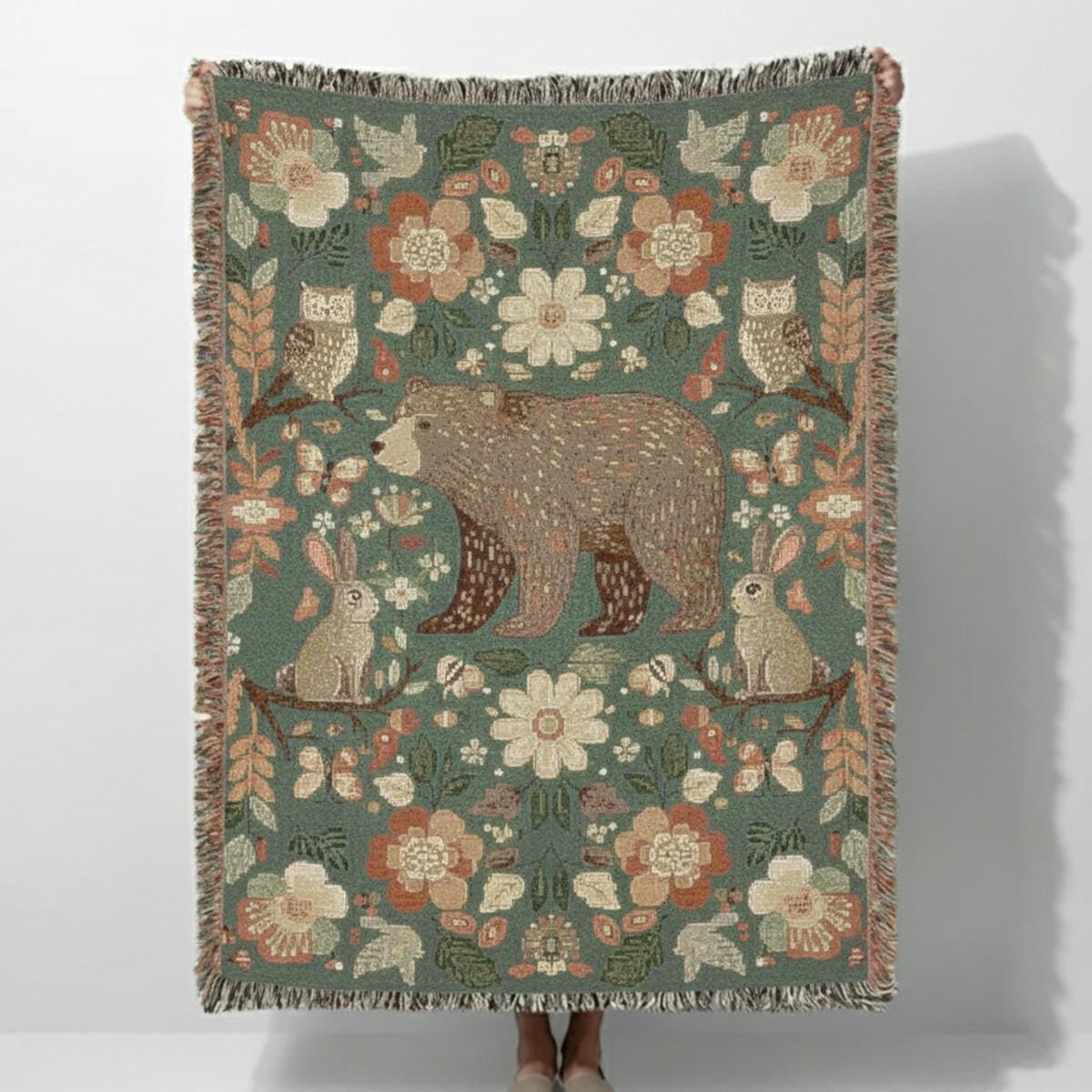 Forest Animal Woven Blanket – Woodland Bear Floral Throw
