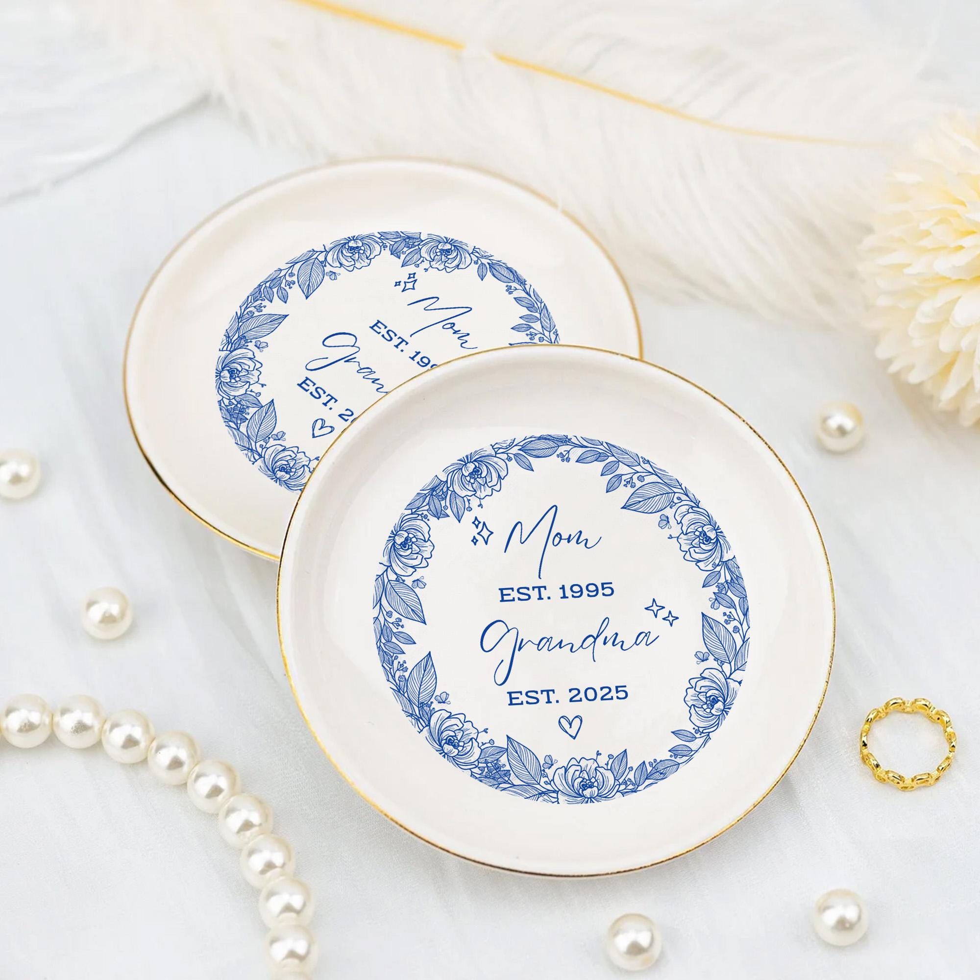 Personalized Mom Grandma Jewelry Tray, Ceramic Ring Holder, Blue Floral Line Art image 2